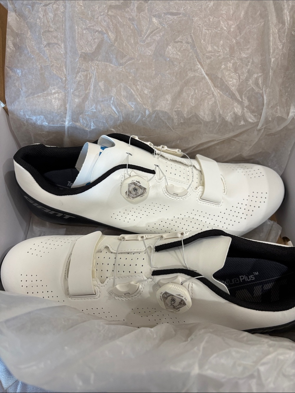 Men's Giant Surge Comp Athletic Cycling Shoes with Secure Dial Closure